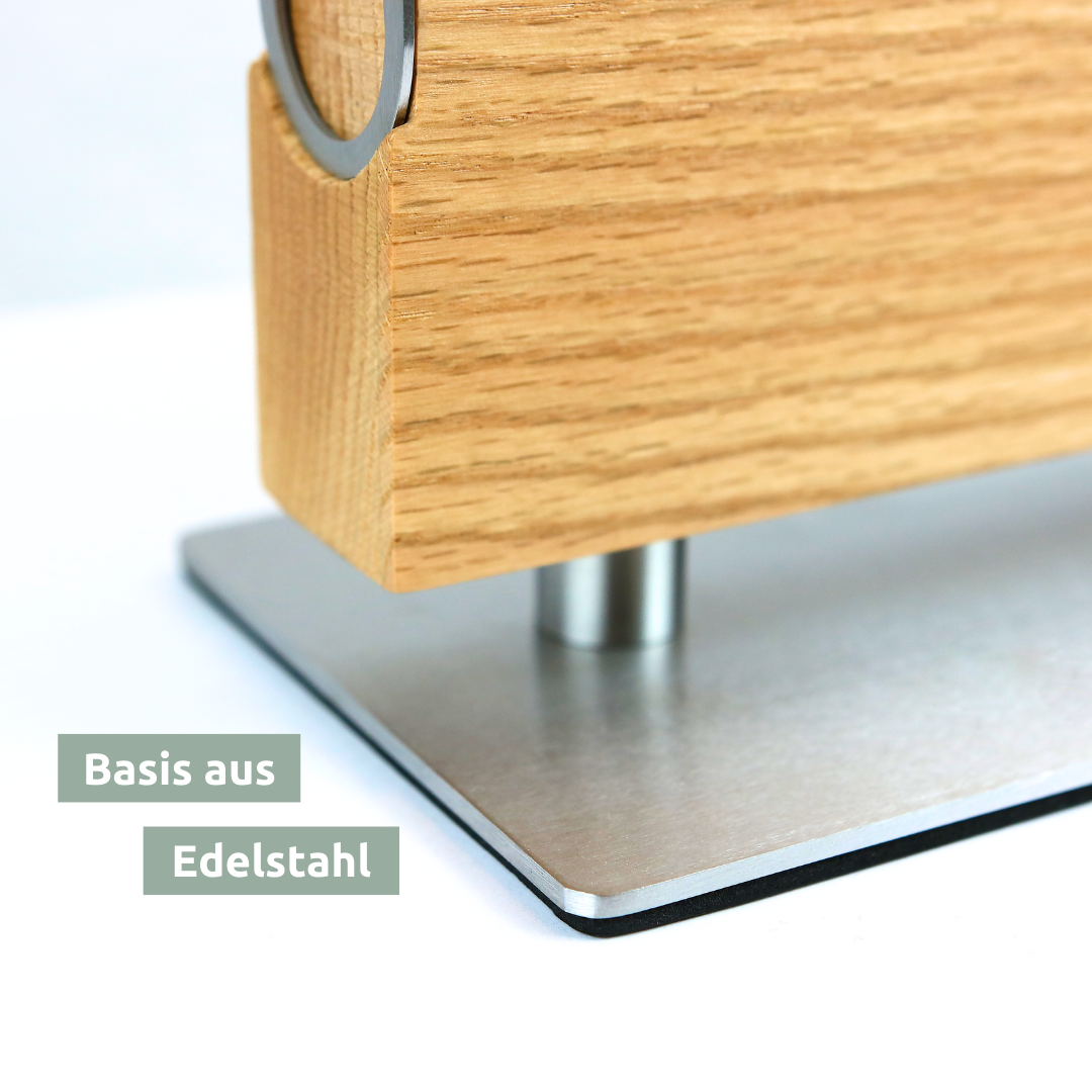 Magnetischer Messerblock aus Eichenholz - inkl. Flaschenöffner & Messerschärfer